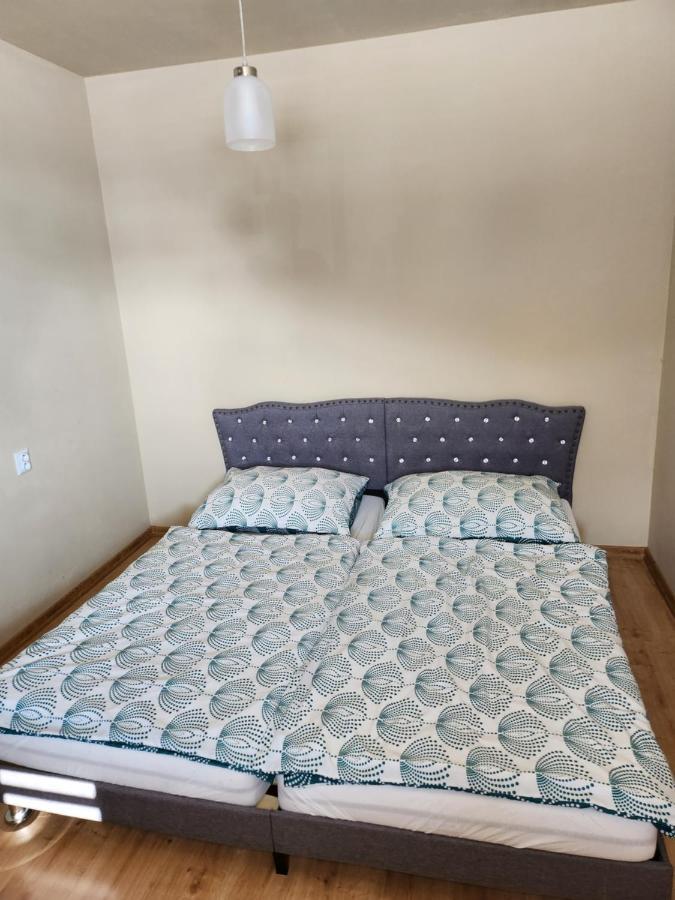 Apartman Greenside Михаловце Екстериор снимка