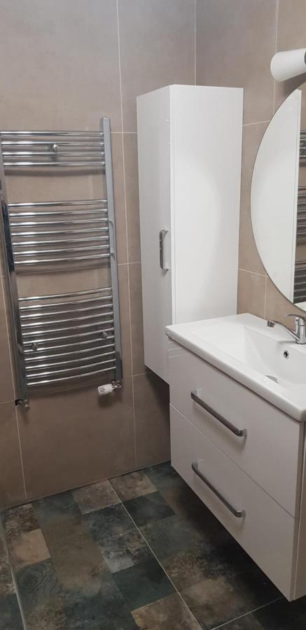 Apartman Greenside Михаловце Екстериор снимка